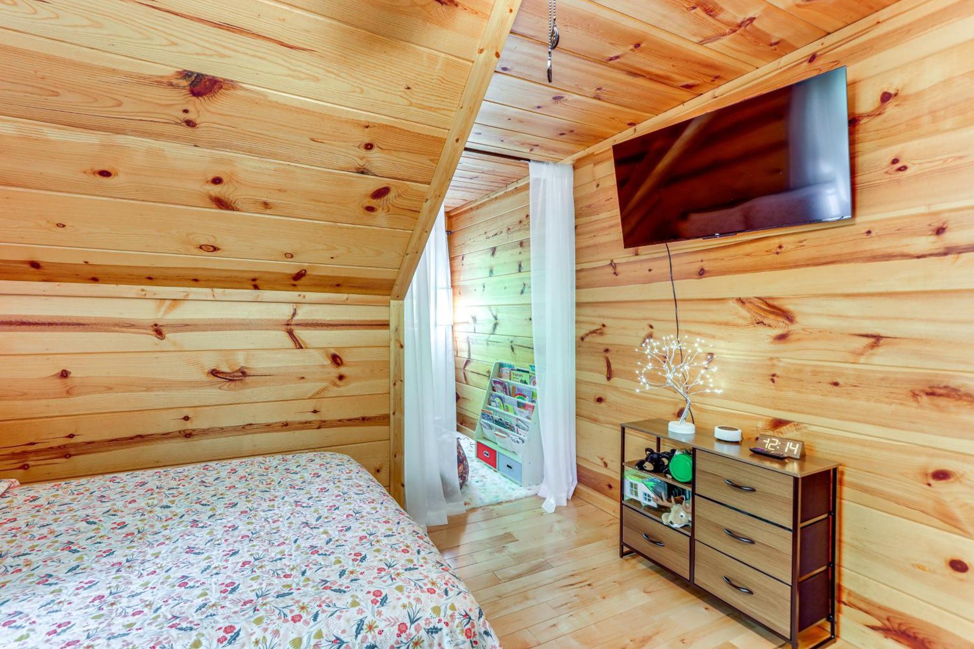 Lakeside Cabin Game Room, Dock, Orchard, Wineries Ellijay Exterior foto